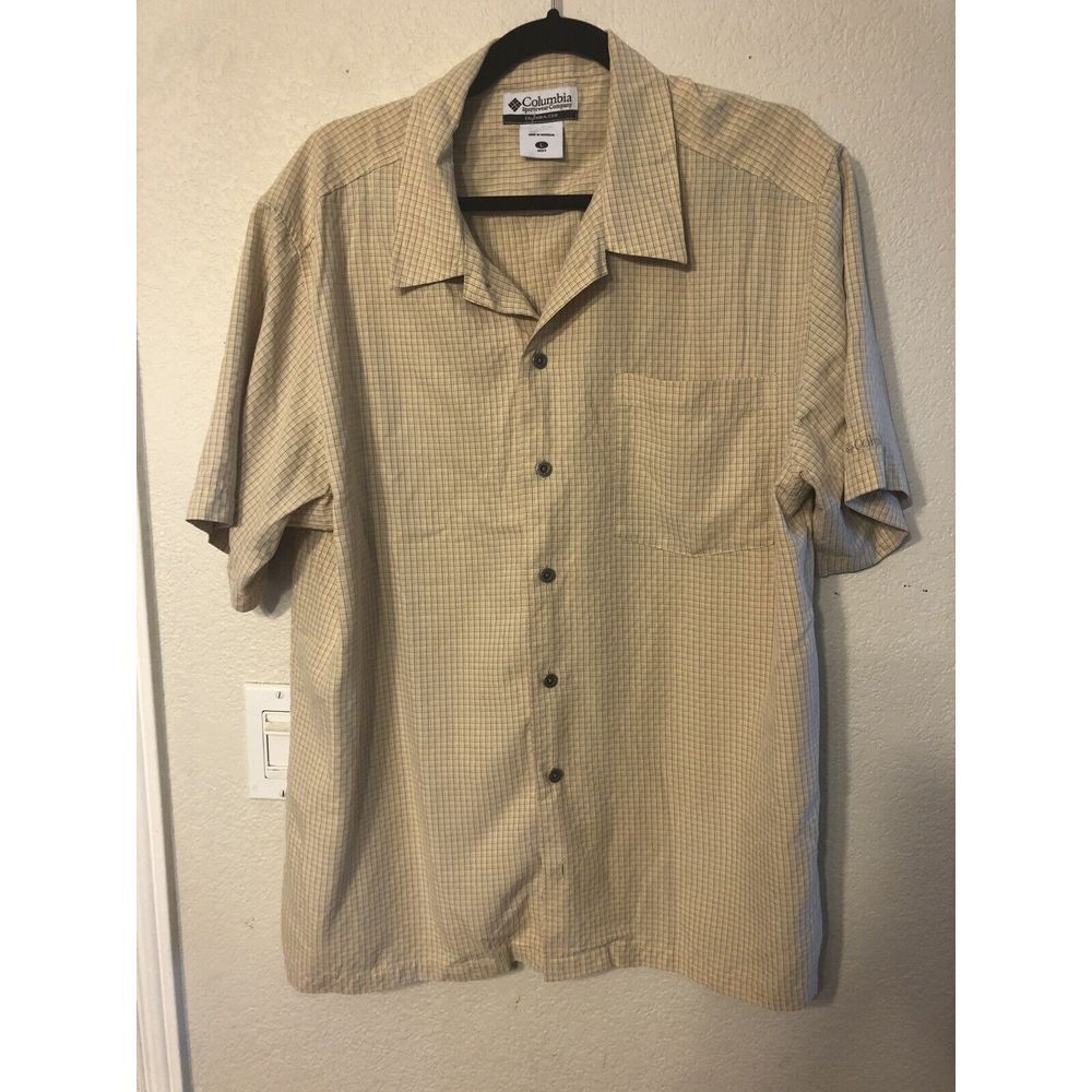 Columbia Sportwear Men's Size‎ L Button Up Collared Shirt